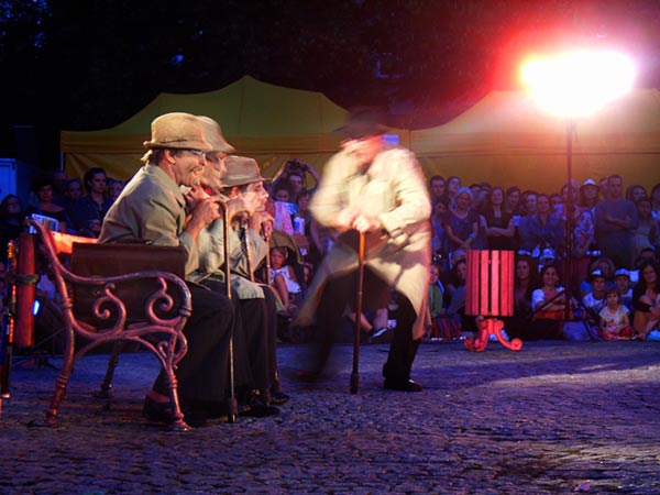 Teatr Akt - Płonące Laski 4