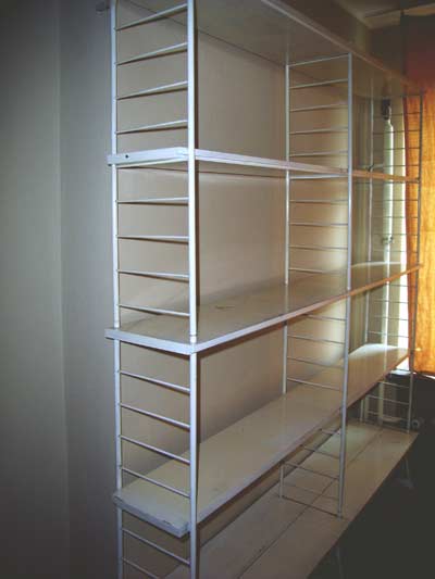puste półki
