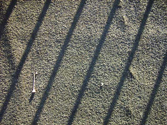 krata rzucająca cień